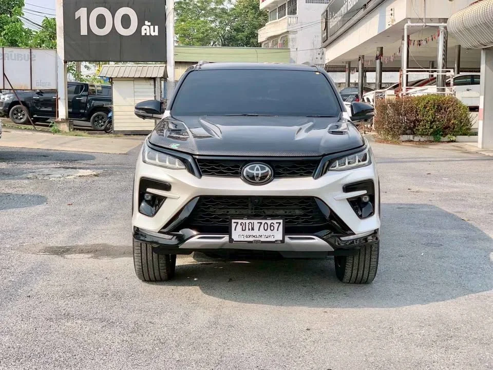 2022 Toyota Fortuner II 2