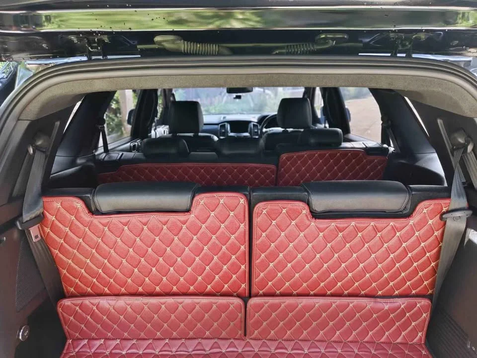 2020 Ford Everest II 2
