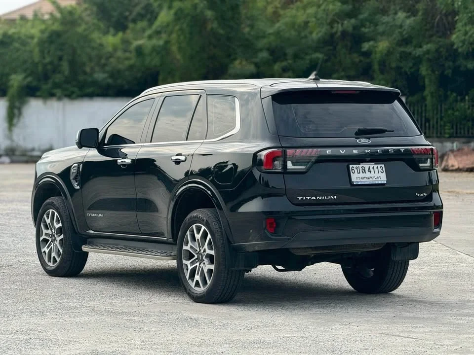 2022 Ford Everest III 2