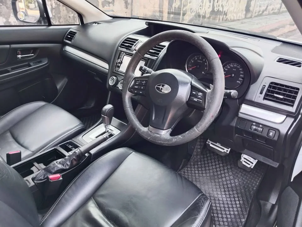 2014 Subaru XV I 3