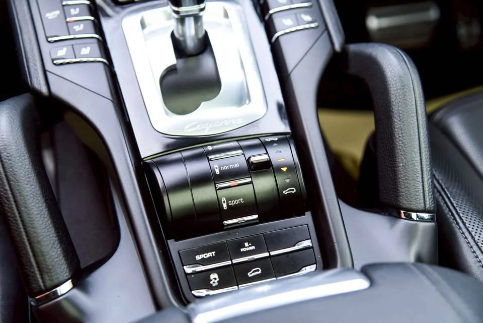 2011 Porsche Cayenne II 3