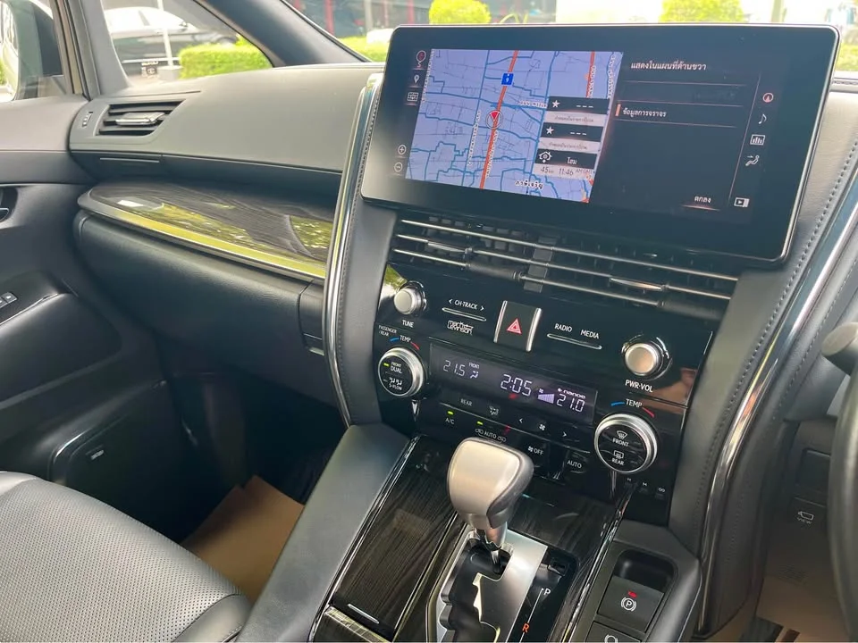 2020 Lexus LM I 3