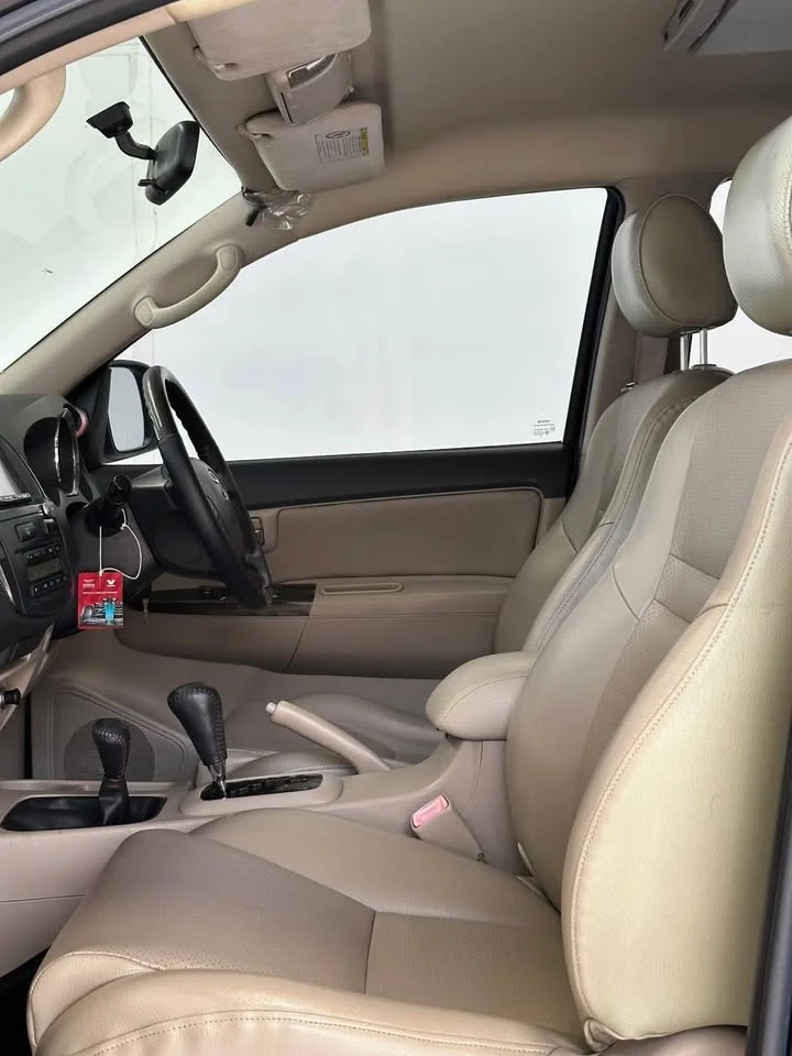 2008 Toyota Fortuner I 3