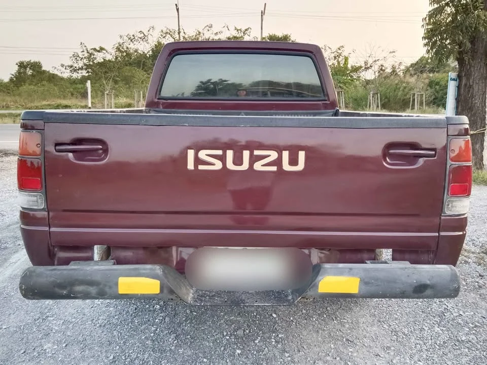 1995 Isuzu TFR III 3