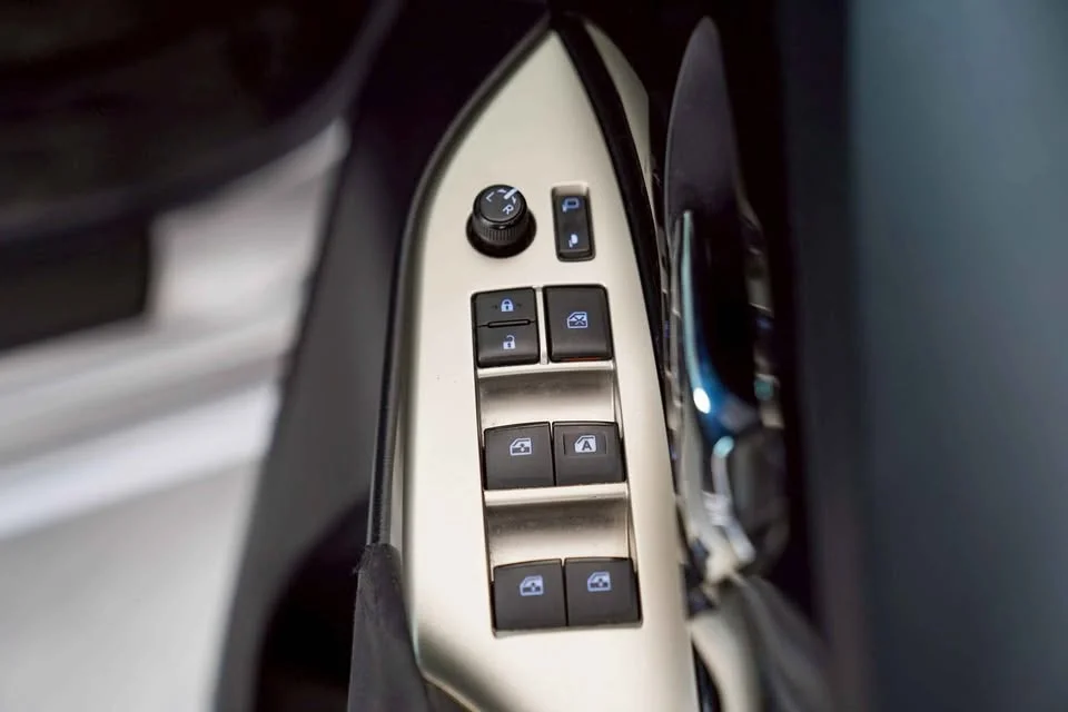 2017 Toyota Innova II 2
