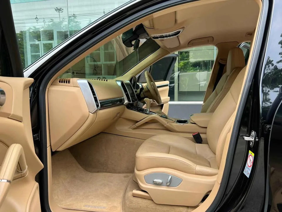 2012 Porsche Cayenne II 2
