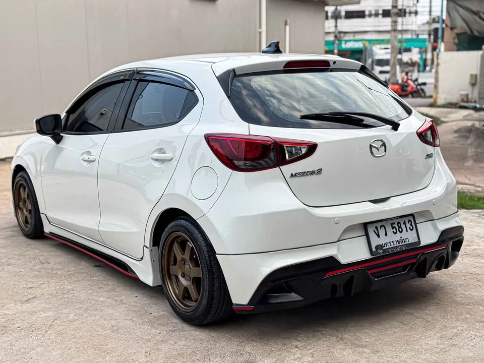 2016 Mazda 2 III 3