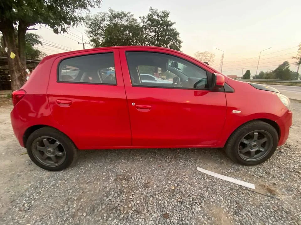 2012 Mitsubishi Mirage VI 2