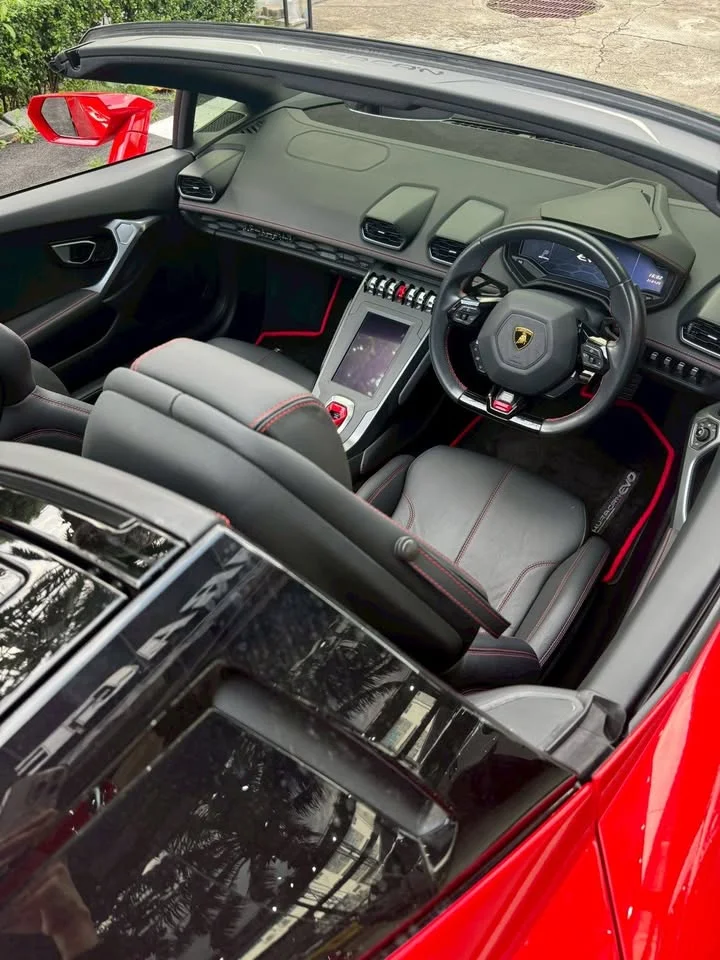 2022 Lamborghini Huracan 2