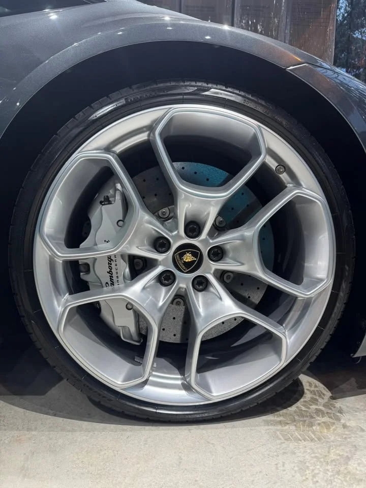 2016 Lamborghini Huracan 3