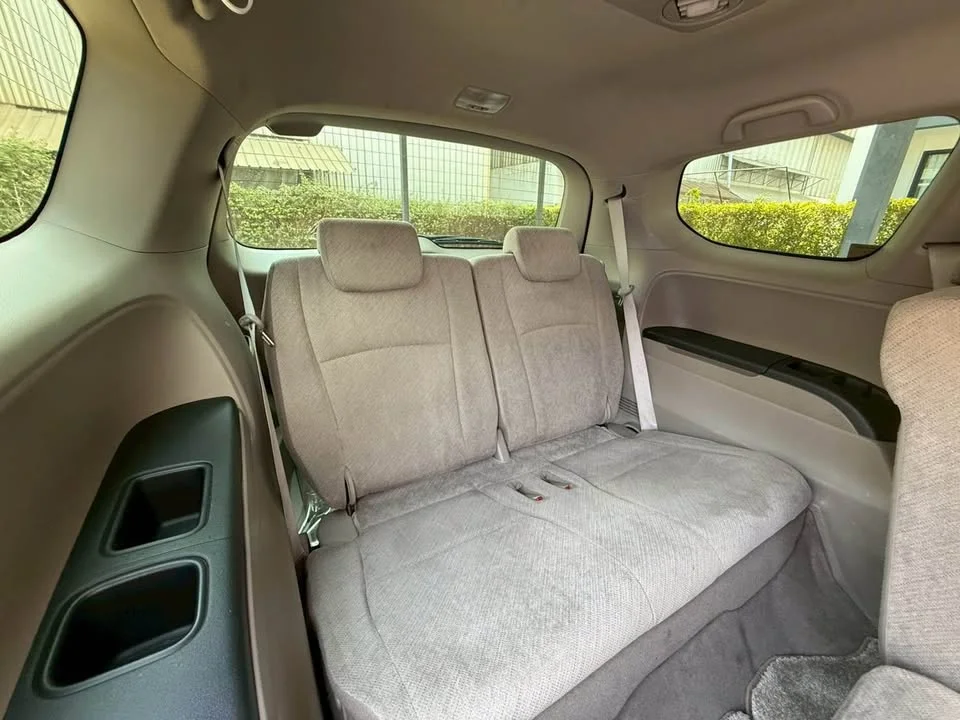2013 Honda Odyssey IV 3