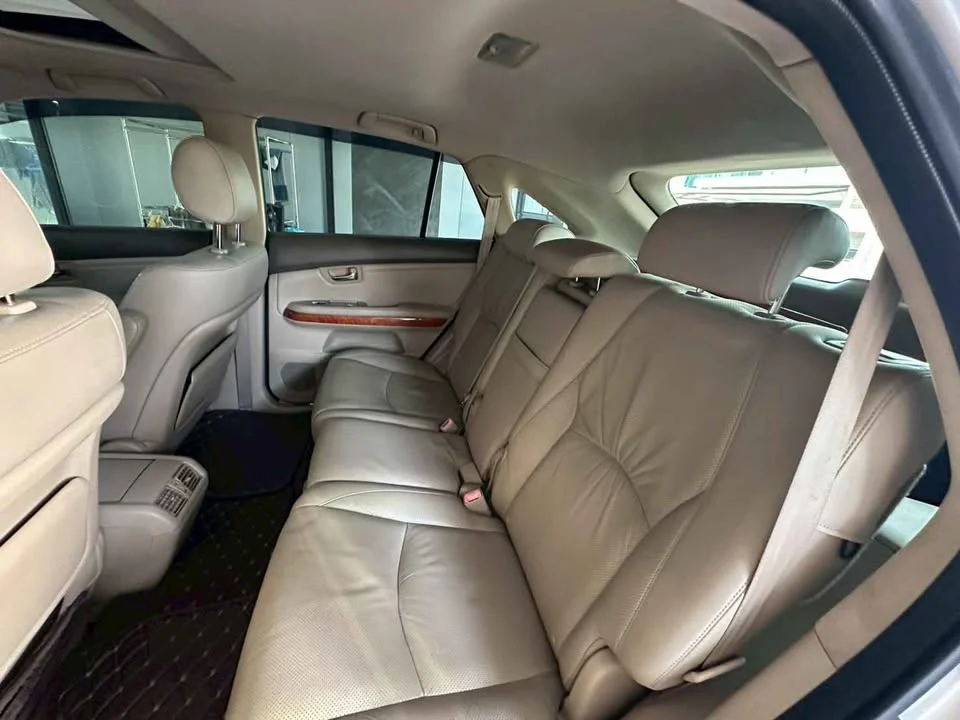2006 Toyota Harrier II 3
