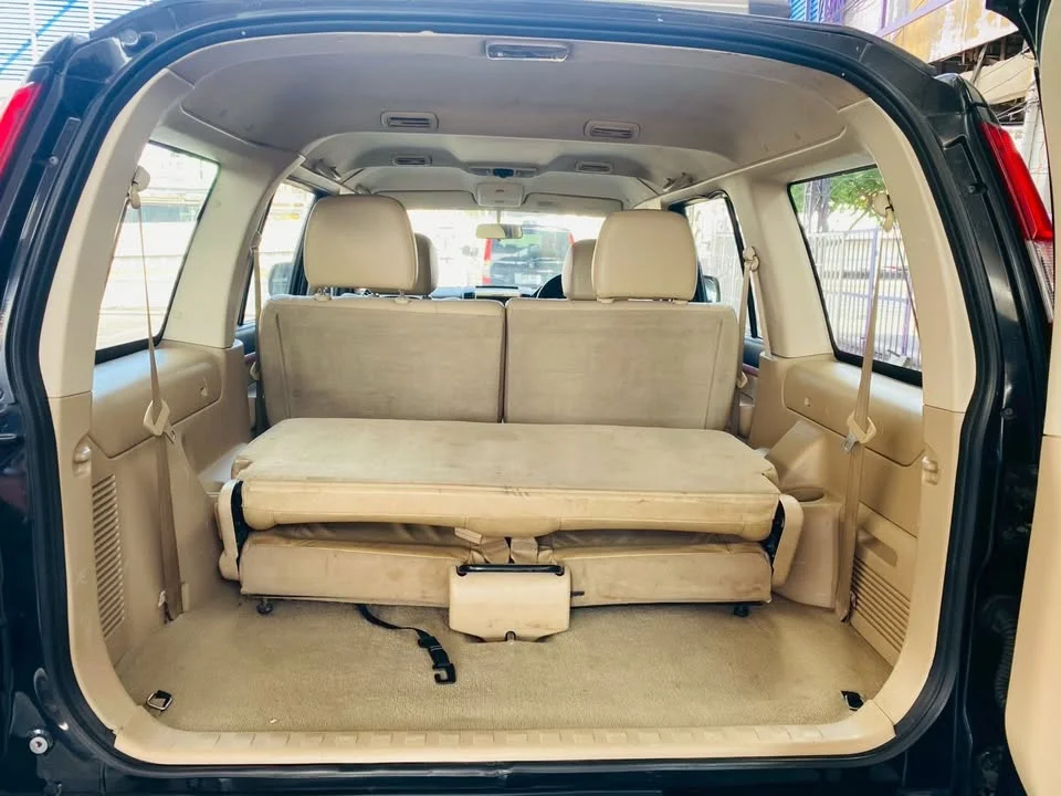 2011 Ford Everest I 3
