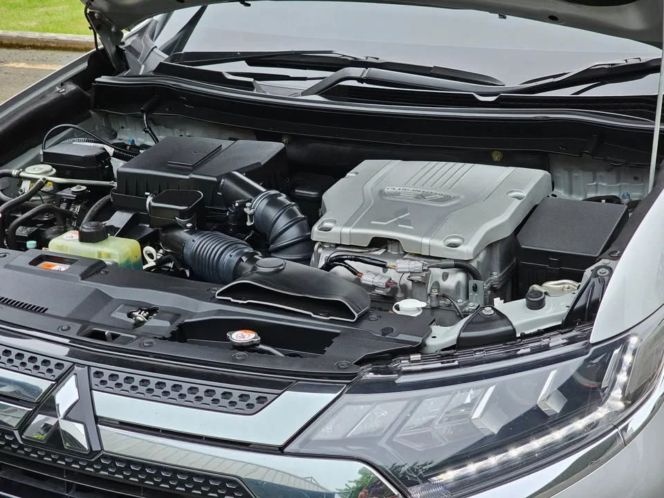 2021 Mitsubishi Outlander III 3