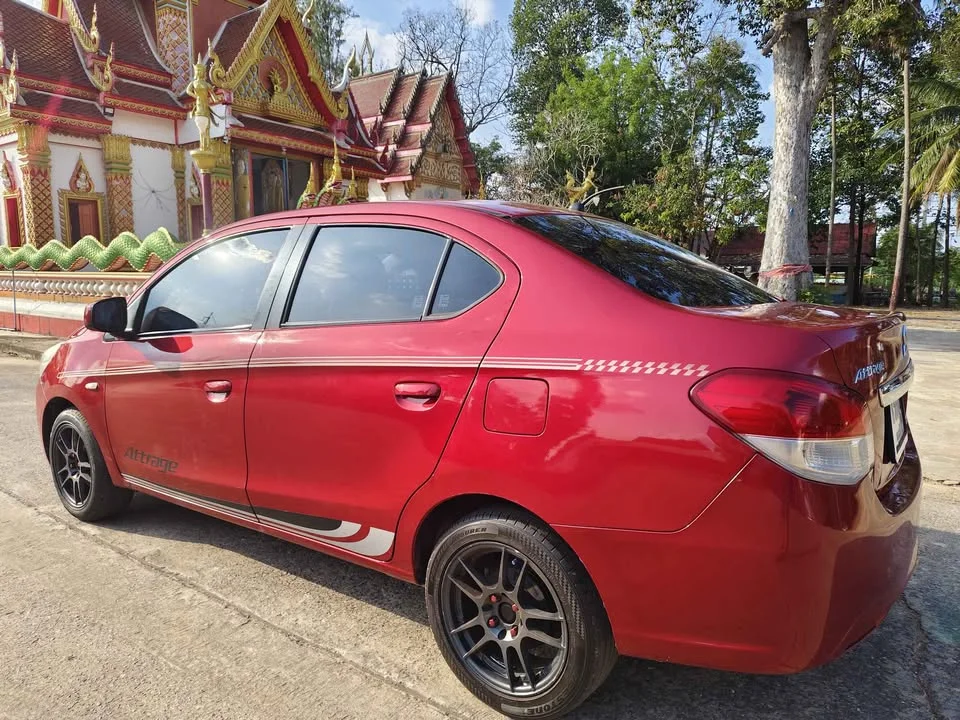 2013 Mitsubishi Attrage VI 2
