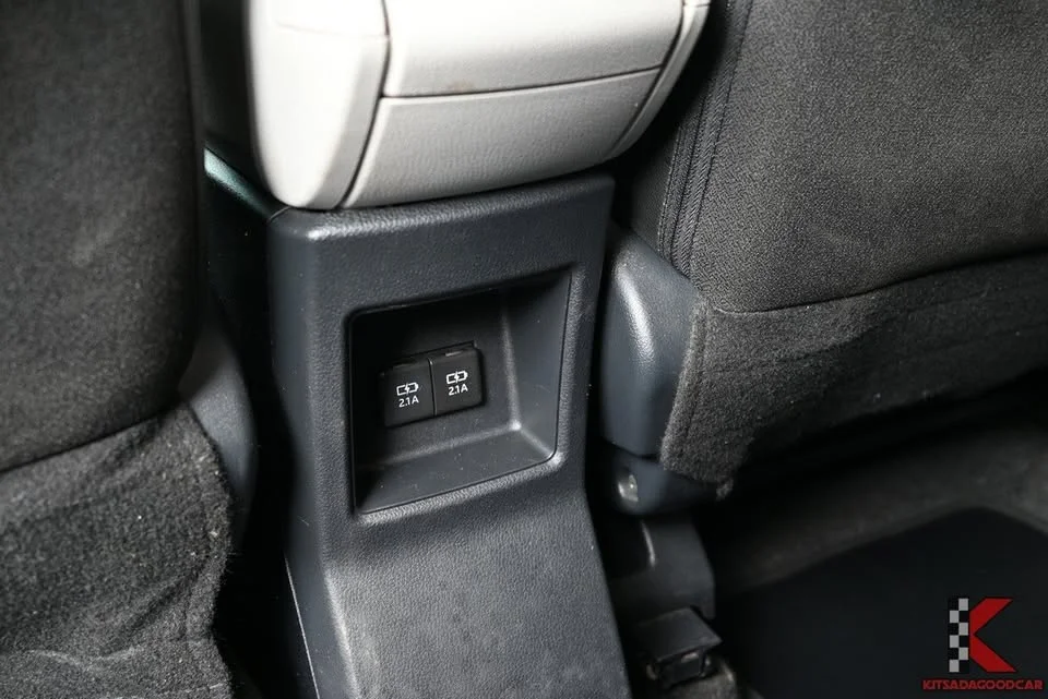 2023 Toyota Veloz III 2