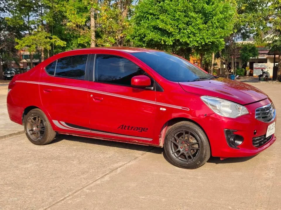 2013 Mitsubishi Attrage VI 2