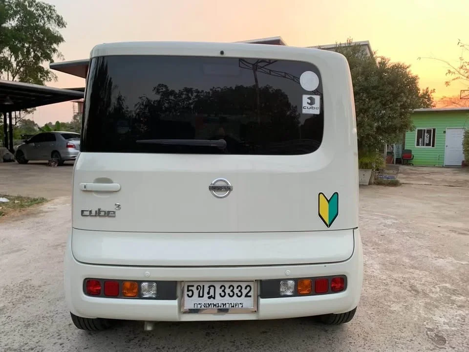 2011 Nissan Cube II (Z11) 3