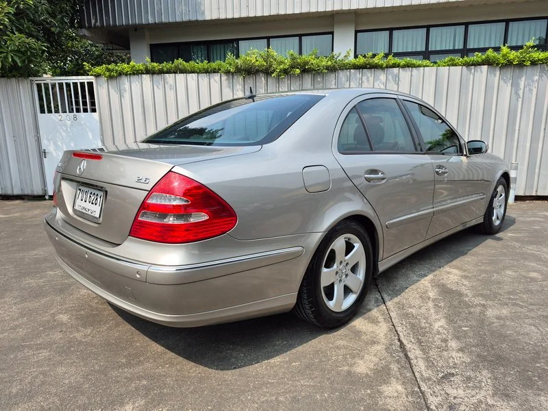 2005 Benz E-Class W211 2