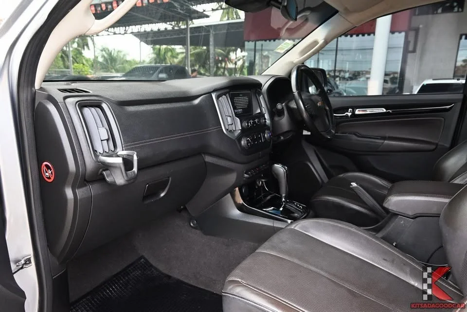 2018 Chevrolet Colorado II 3