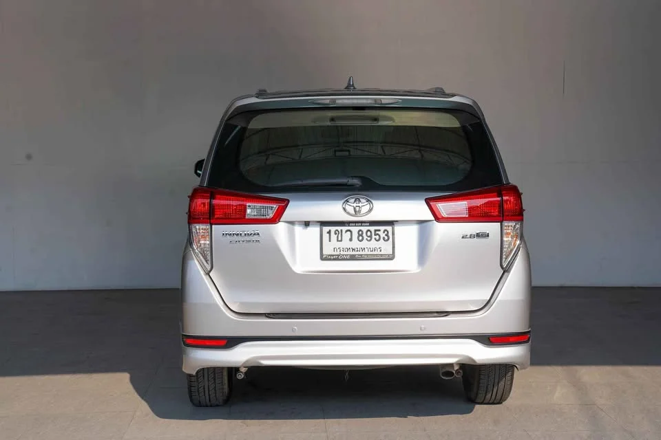 2017 Toyota Innova II 3