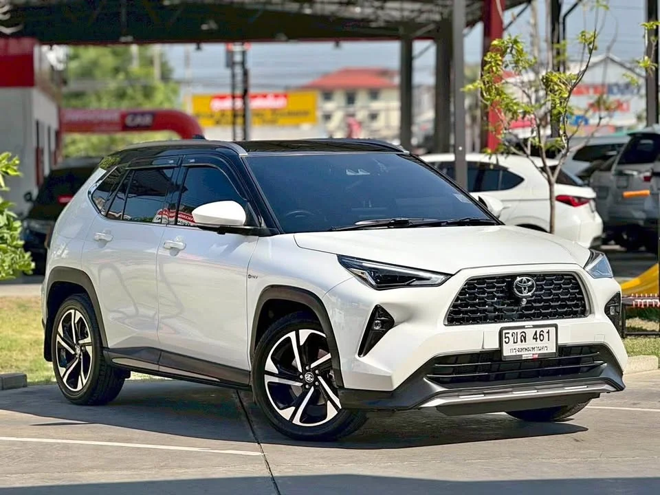 2024 Toyota Yaris Cross AC200 2