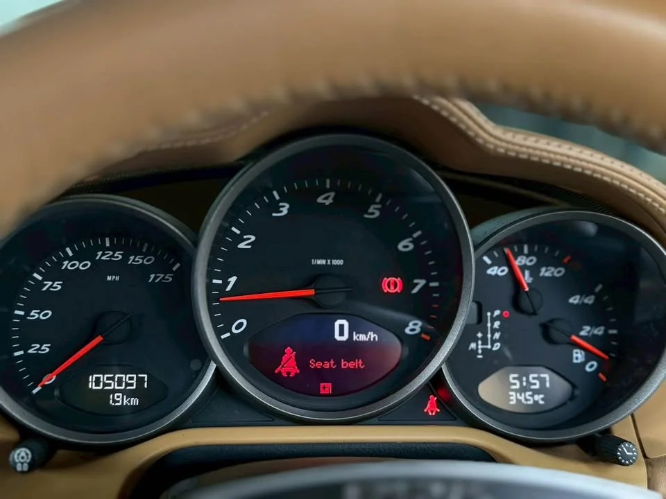 2011 Porsche Boxster and Cayman II 3