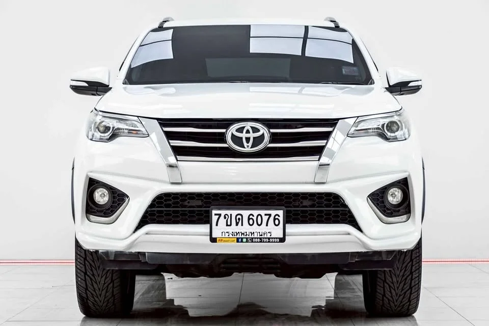 2016 Toyota Fortuner II 2