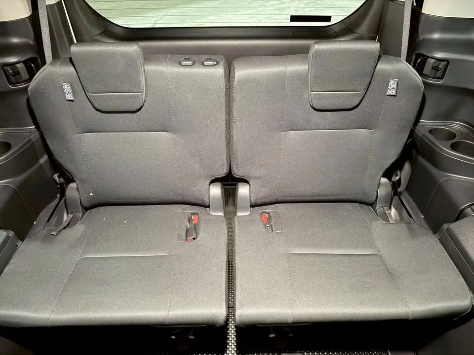 2024 Toyota Voxy IV 2