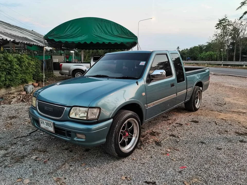 2001 Isuzu Faster Dragon Eyes III 2