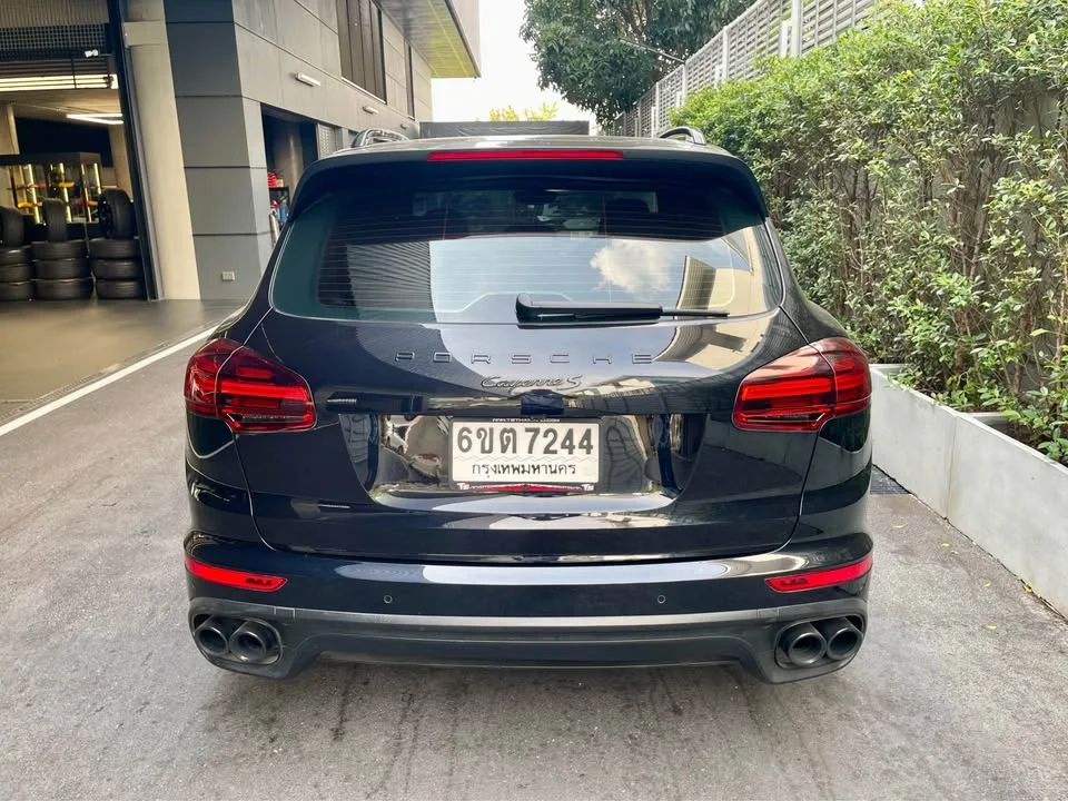 2015 Porsche Cayenne II 2