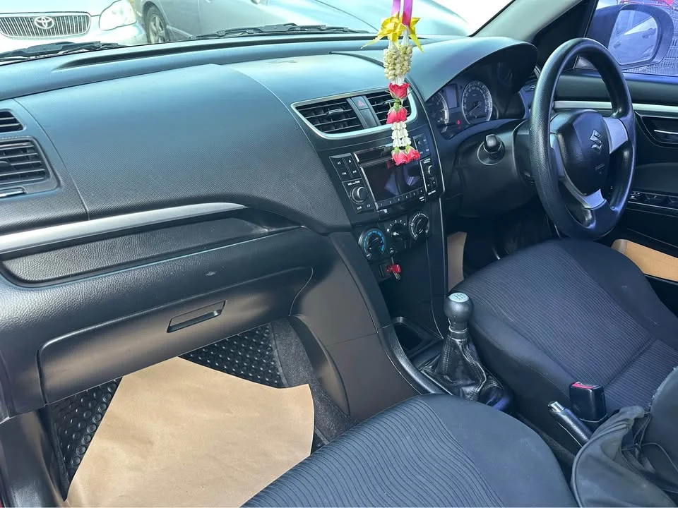 2014 Suzuki Swift II 2