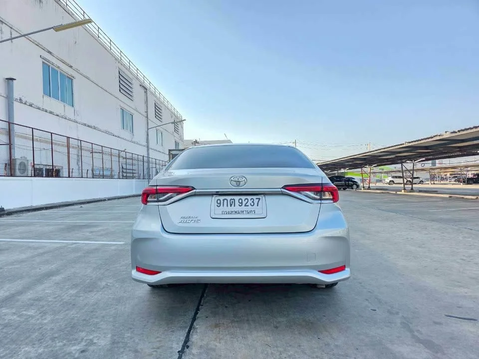 2019 Toyota Corolla Altis XII (E210) 3