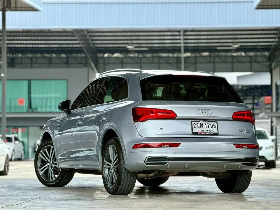 2017 Audi Q5 II (FY, 80A) 3