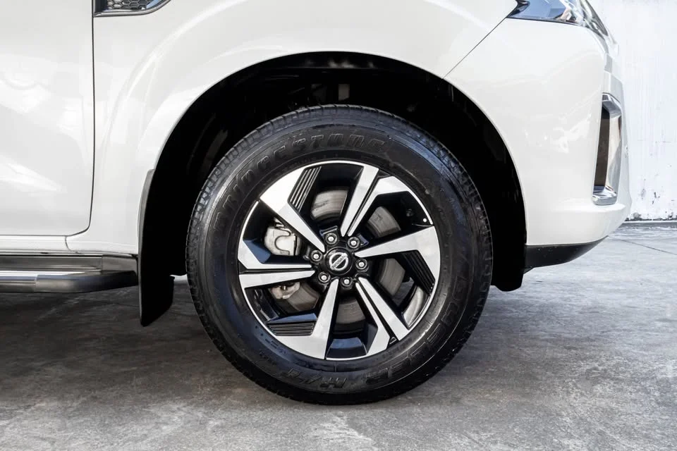 2022 Nissan Terra 3
