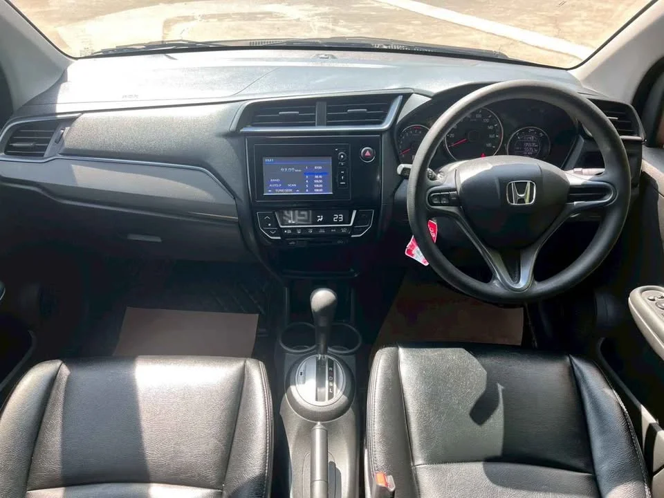2018 Honda Mobilio II 3