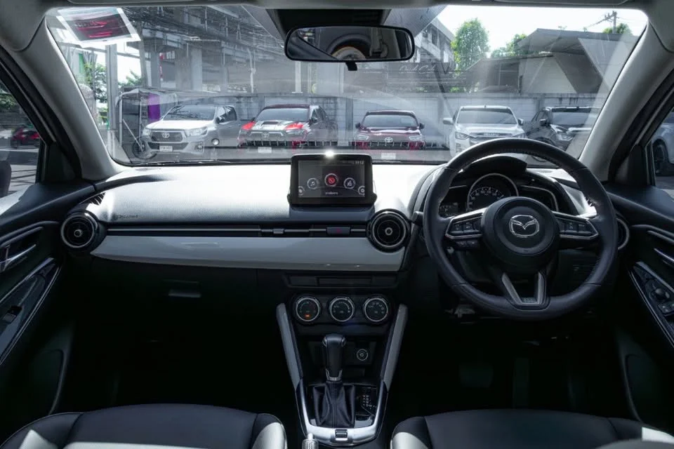 2024 Mazda 2 III 2