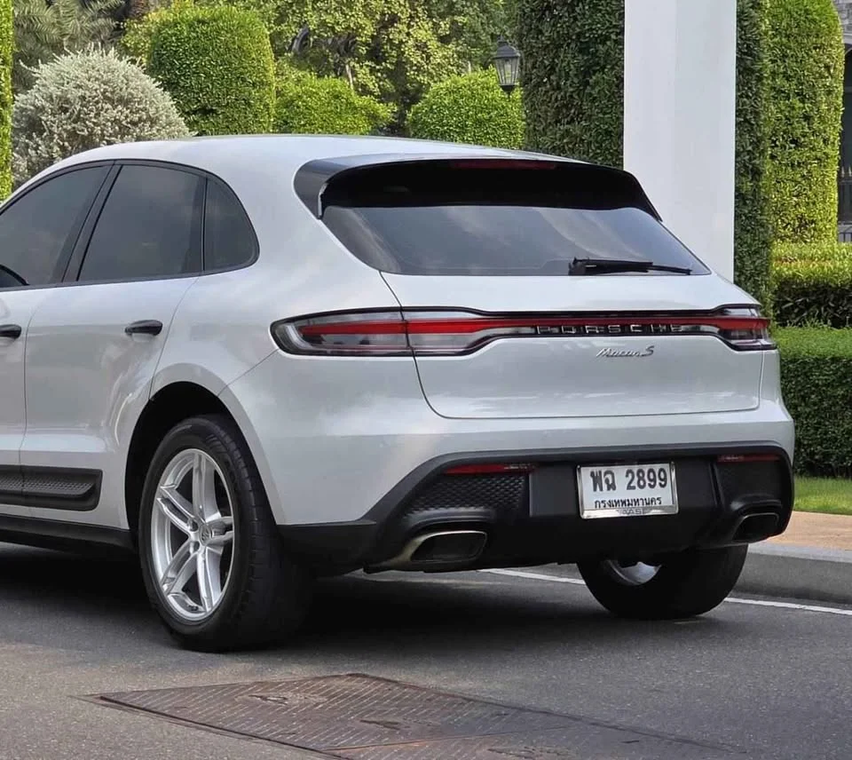 2022 Porsche Macan I 2