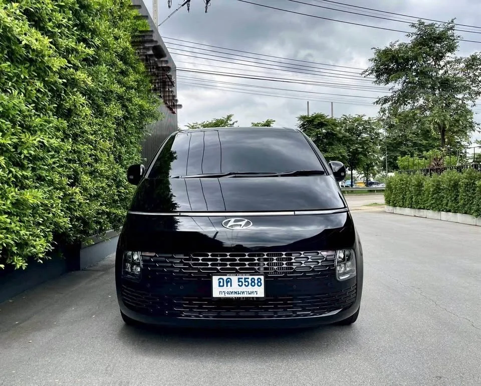 2023 Hyundai Staria US4 3