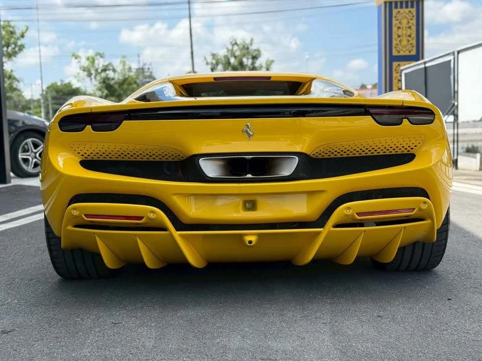 2023 Ferrari SF90 Stradale 2