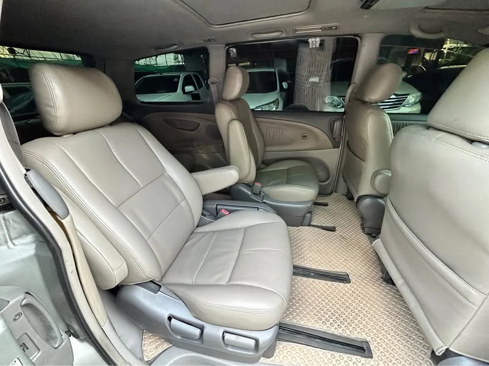 2001 Toyota Estima II 3