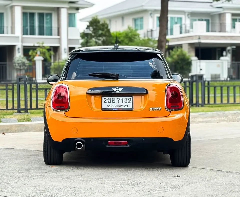 2017 Mini Hatch  III 2