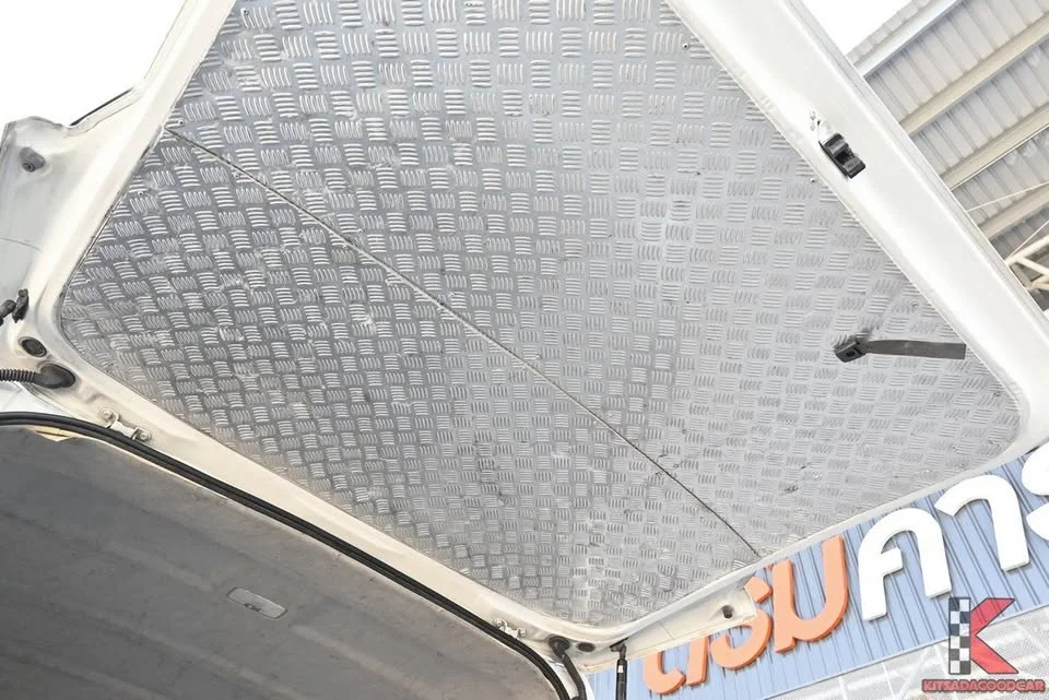 2022 Toyota HiAce VI (H300) 2