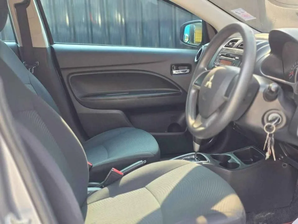 2015 Mitsubishi Attrage VI 2