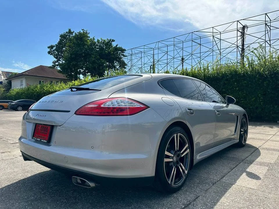 2012 Porsche Panamera I 2