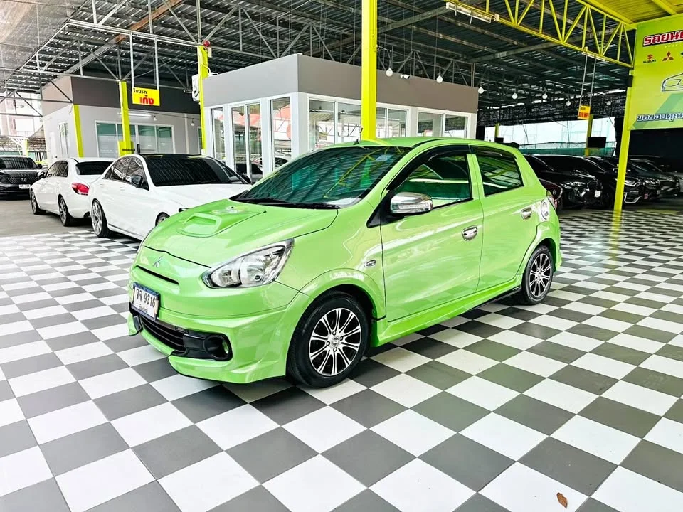2013 Mitsubishi Mirage VI 3