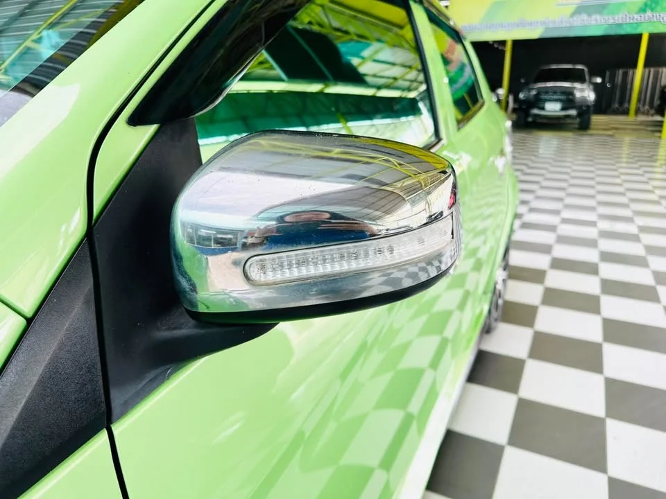 2013 Mitsubishi Mirage VI 2