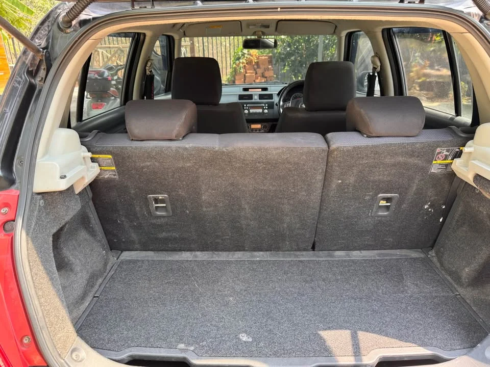 2011 Suzuki Swift I 2