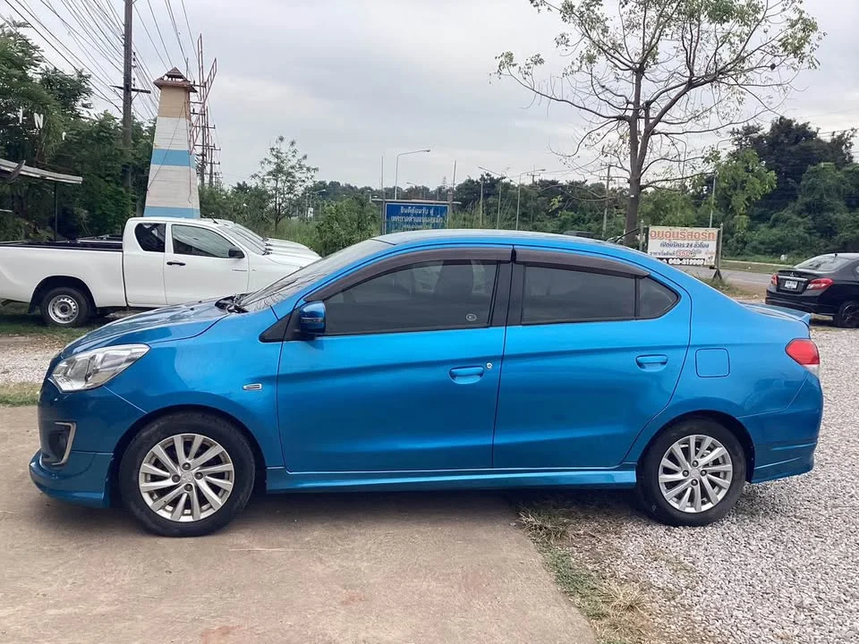 2015 Mitsubishi Attrage VI 2