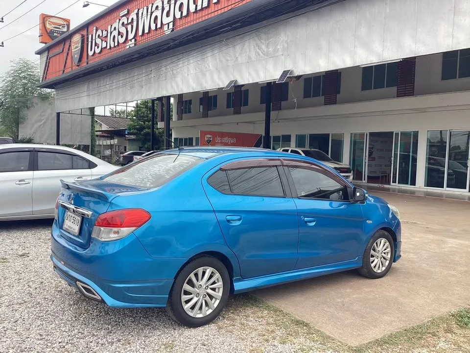 2015 Mitsubishi Attrage VI 3